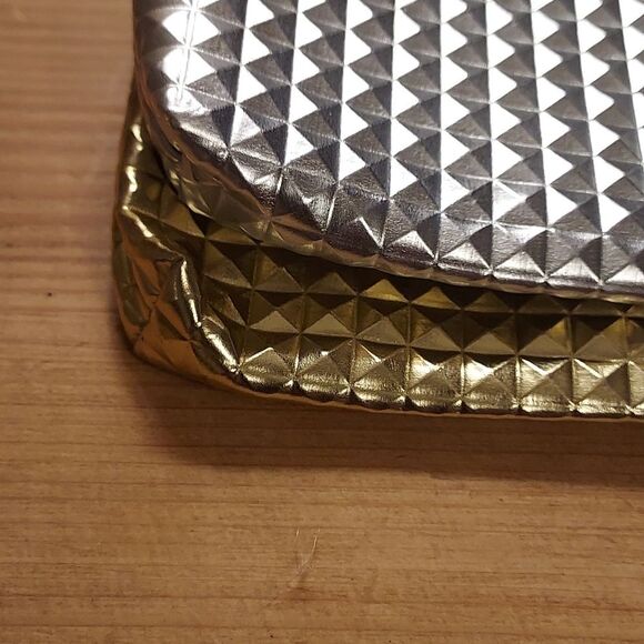 Cosmetic bag clutch pouch gold and silver set of 2 - Picture 7 of 8
